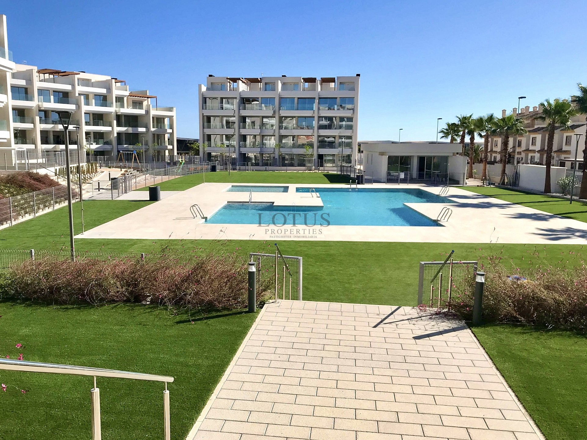 Inflyttningsklar nyproduktion i Playa Flamenca/Los Dolses - Lotus Properties