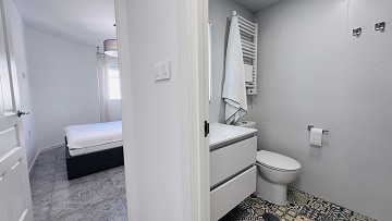 Stilren, renoverad bostad endast 140 meter från stranden i La Mata - Lotus Properties