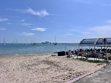 FANTASTISK LÄGENHET 30 METER TILL HAVET - Lotus Properties